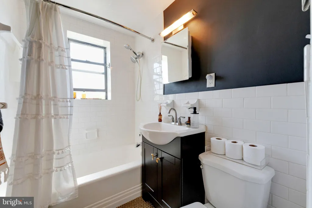 Additional image 14 of 212 Oakwood Street SE Unit 322, Washington, DC 20032