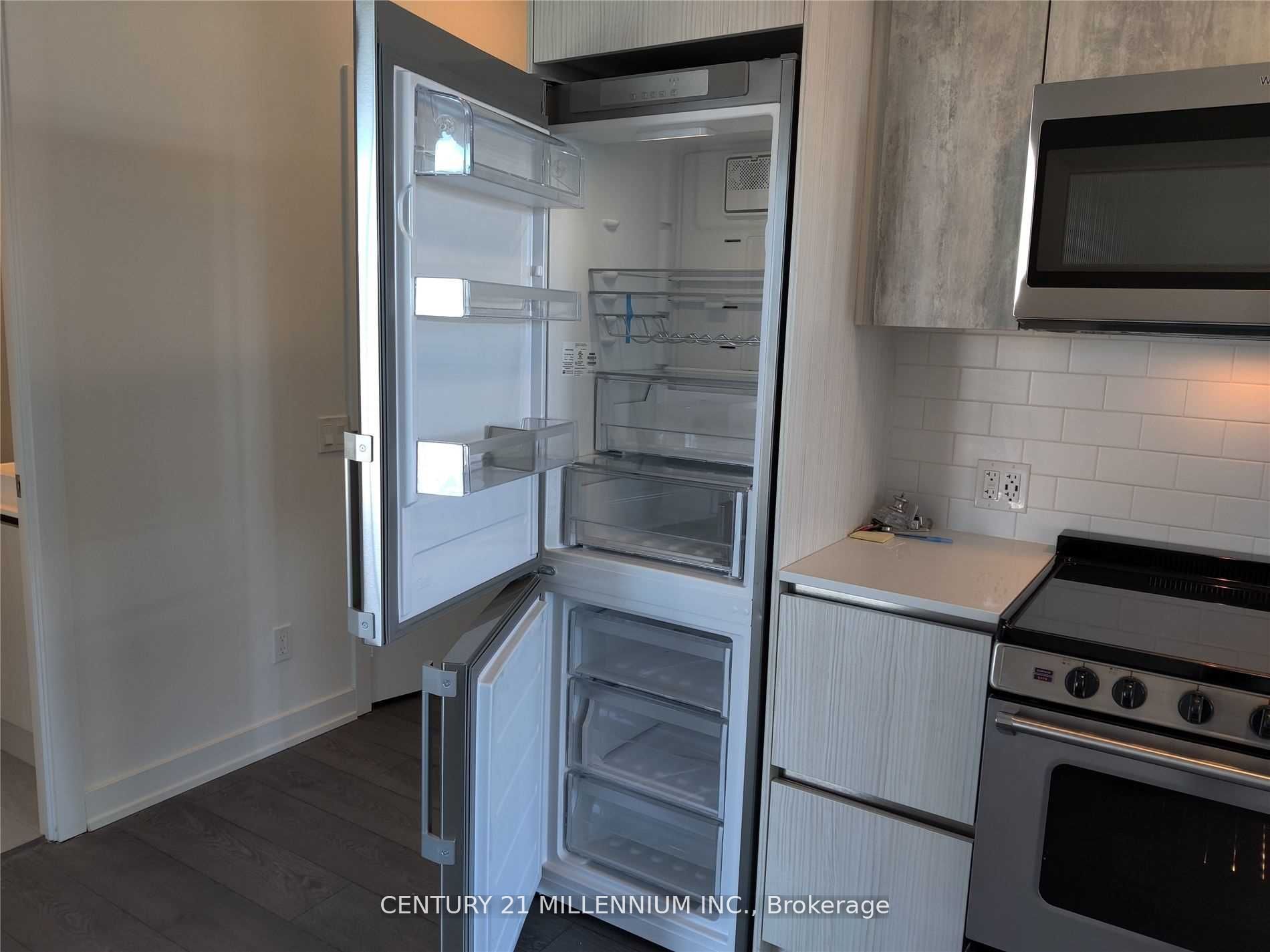 Additional image 4 of 1910-251 Manitoba Street, Toronto, ON, M8Y 0C7