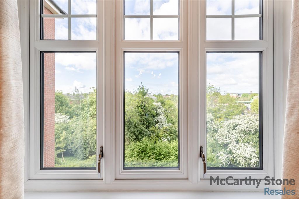 Additional image 11 of 2 bed flat for saleAbbey Foregate, Shrewsbury SY2