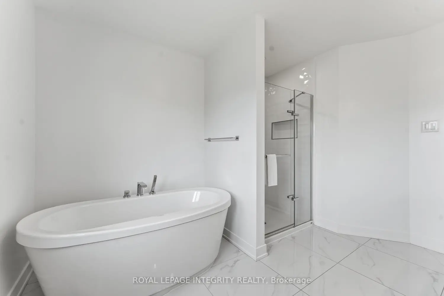 Additional image 7 of 698 Odyssey Way