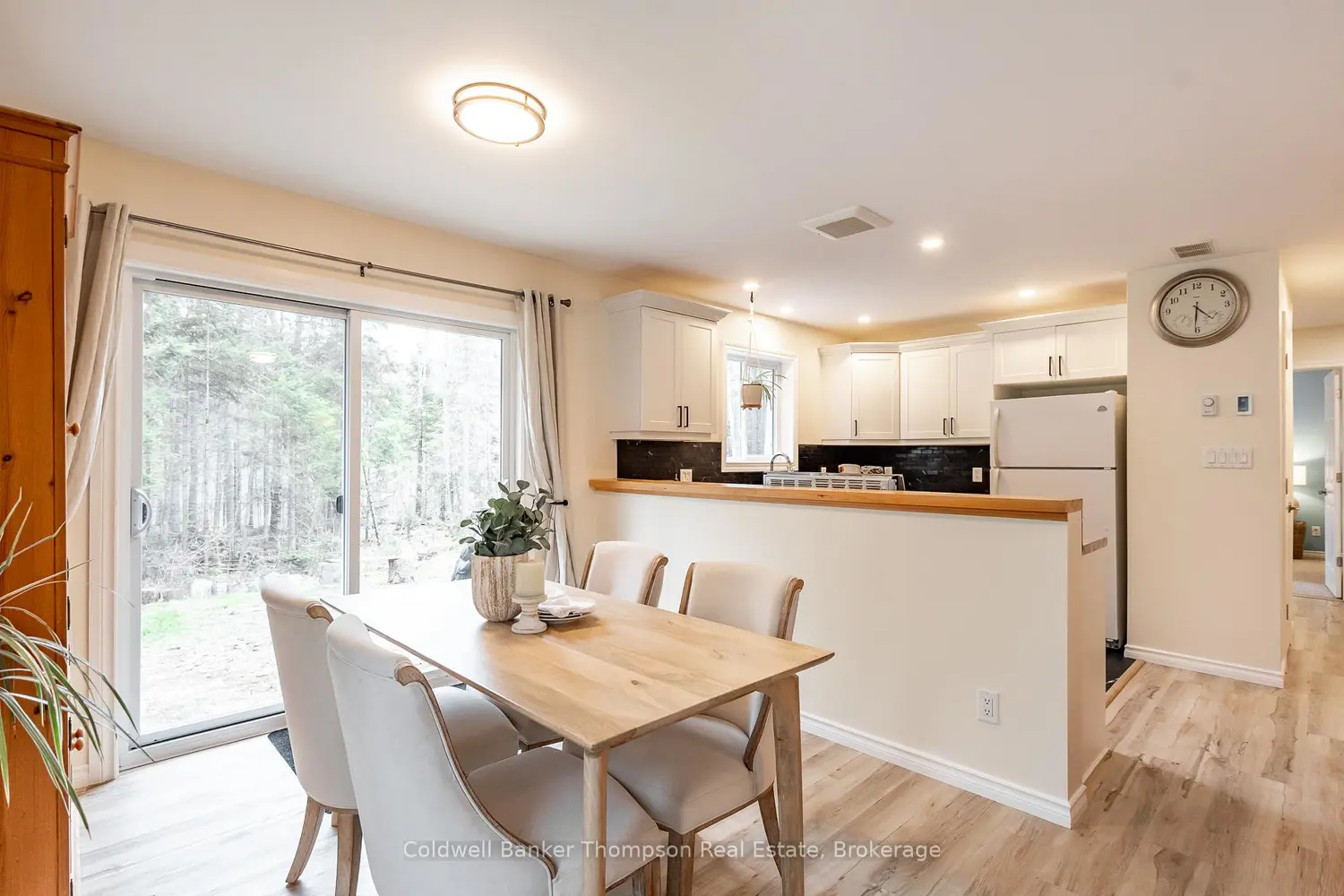 Additional image 10 of 4498 Ravenscliffe Road