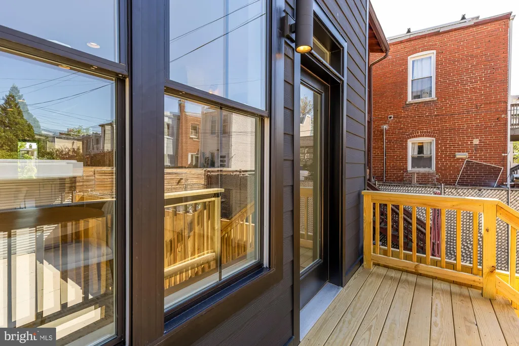 Additional image 40 of 1010 I Street NE, Washington, DC 20002