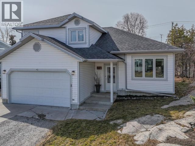 127 RIVETT CRESC