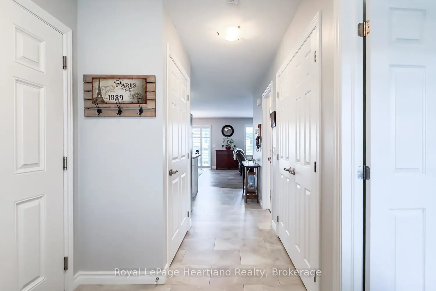 94 Lake Breeze Drive photo 3