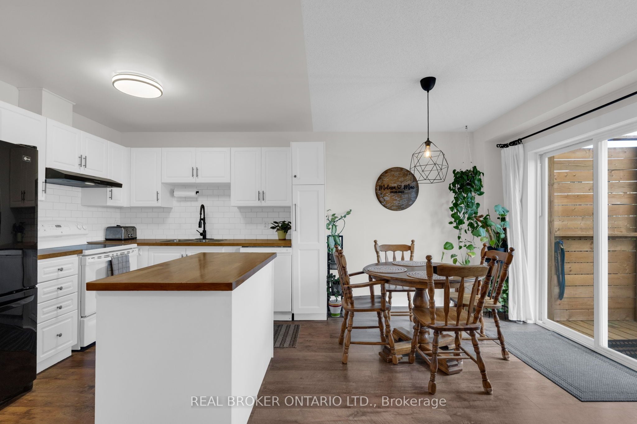 Additional image 6 of 4 Parkside Crescent, Essa, ON, L0M 1B3