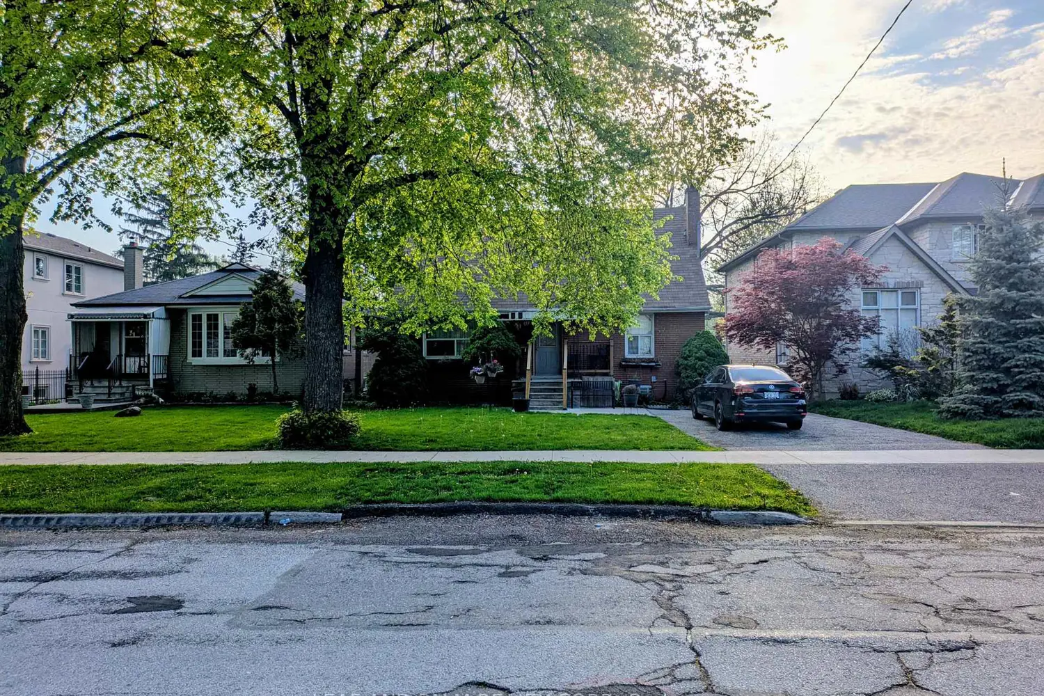 69 Shaver Avenue photo 2