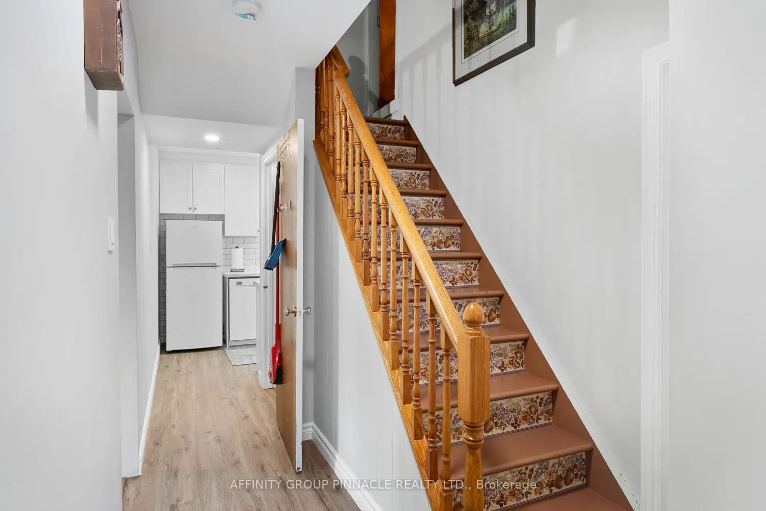 Additional image 12 of 17 Richard Avenue