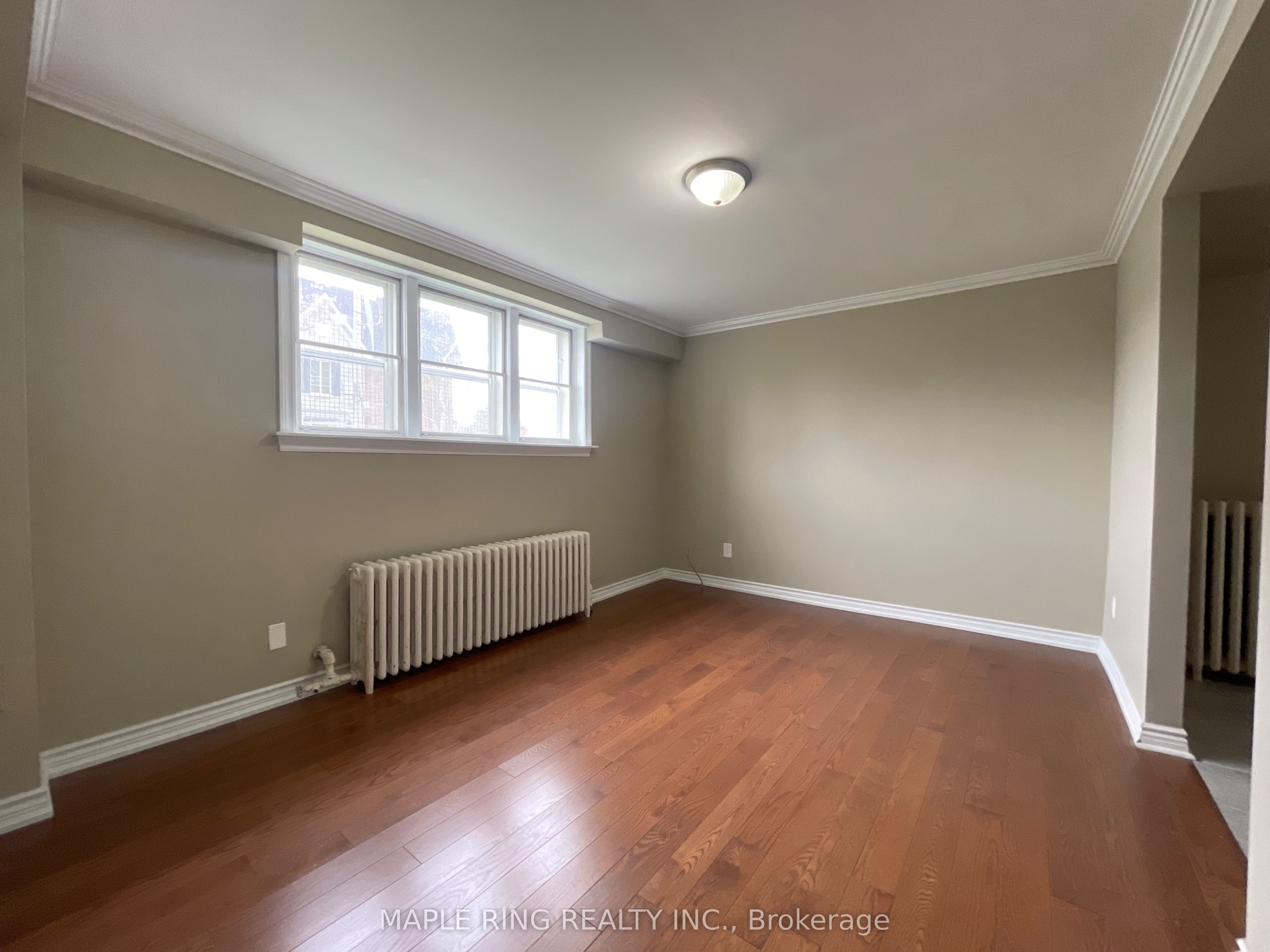 6-12 Dwight Avenue, Toronto, ON, M8V 1X2