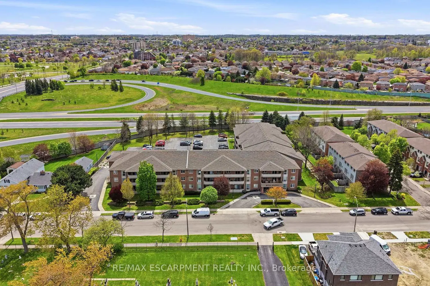 416 Limeridge Road 303