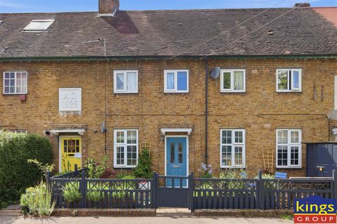 Thorpe Crescent, London E17