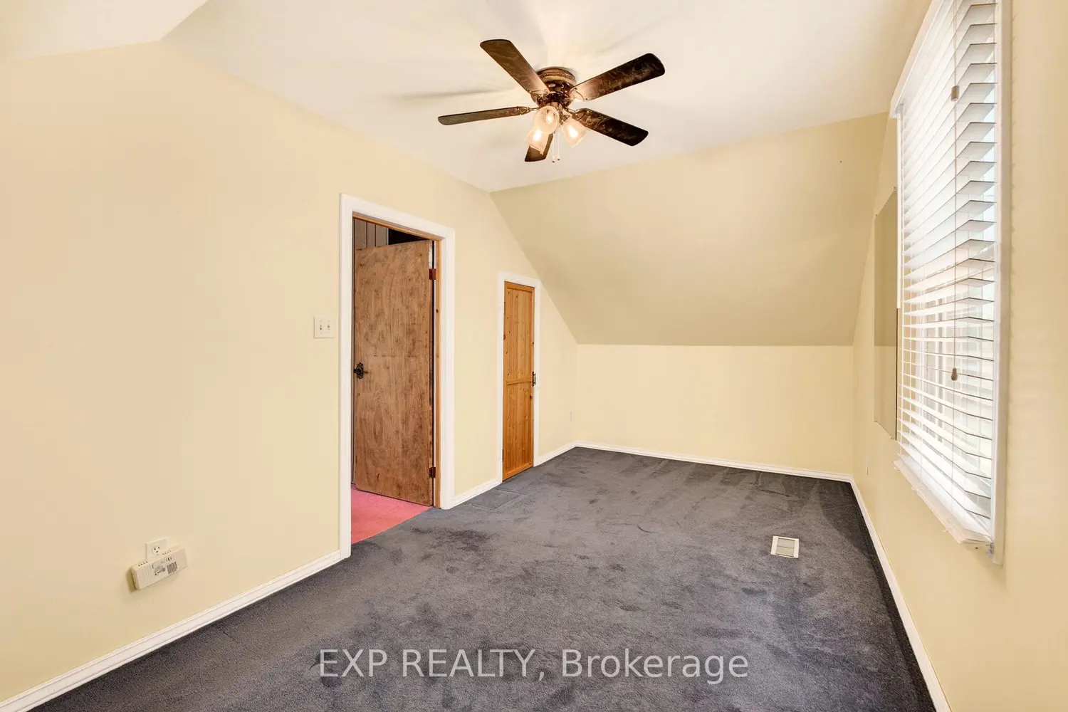 Additional image 10 of 6441 Monroe Street