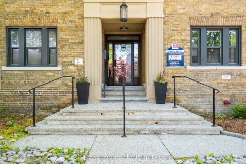 Additional image 8 of 31-1 Mallory Gardens, Toronto, ON, M4V 2A6