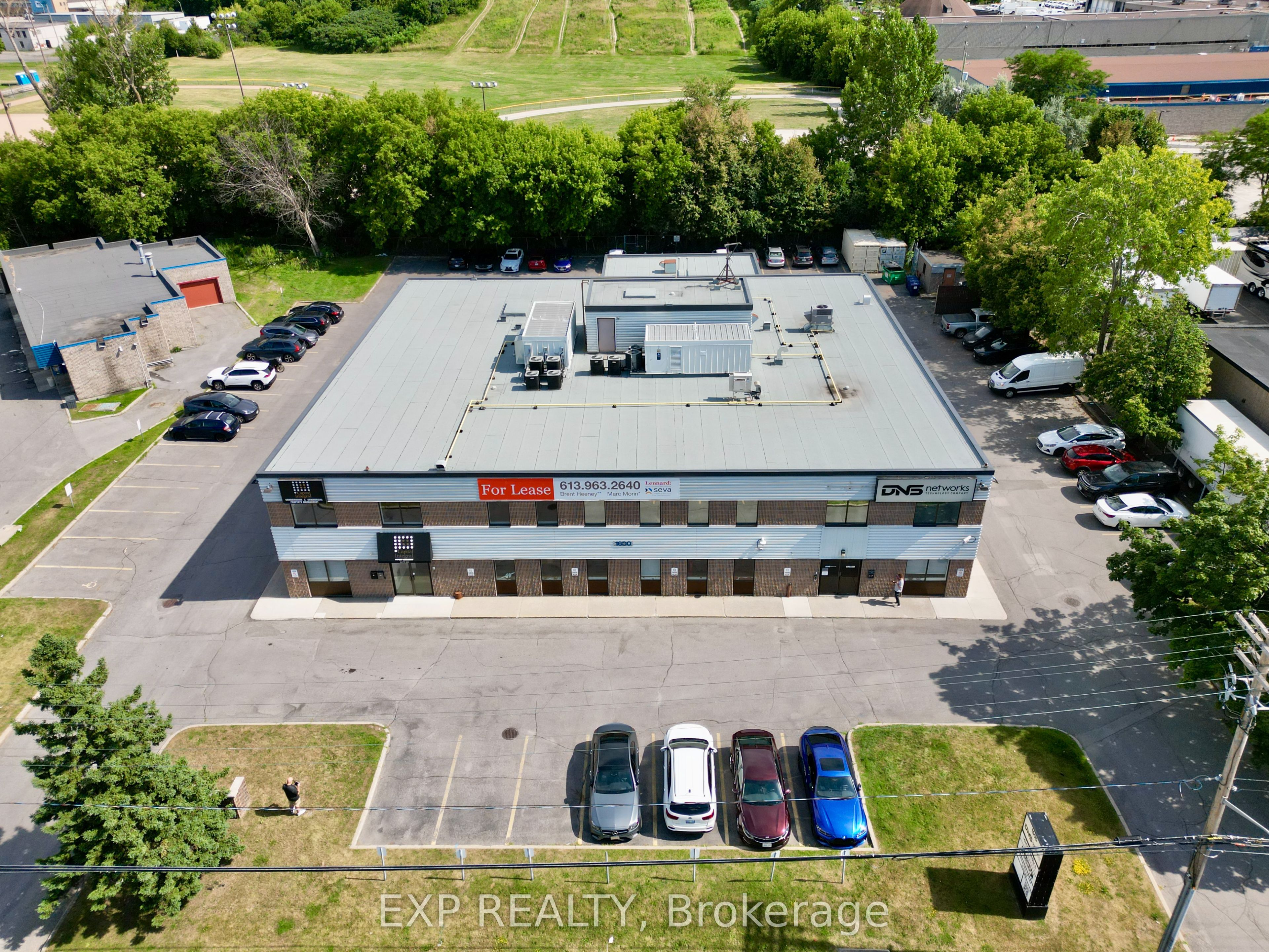 Additional image 2 of 201B-1600 Laperriere Avenue, Ottawa, ON, K1Z 8P5
