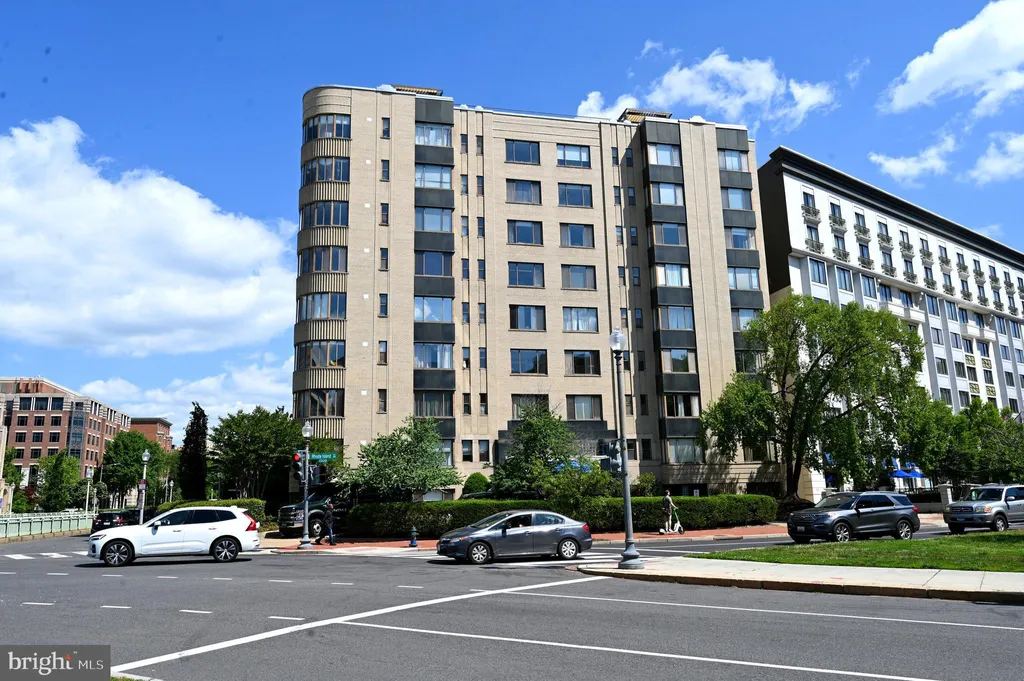 1 Scott Circle NW Unit 515, Washington, DC 20036