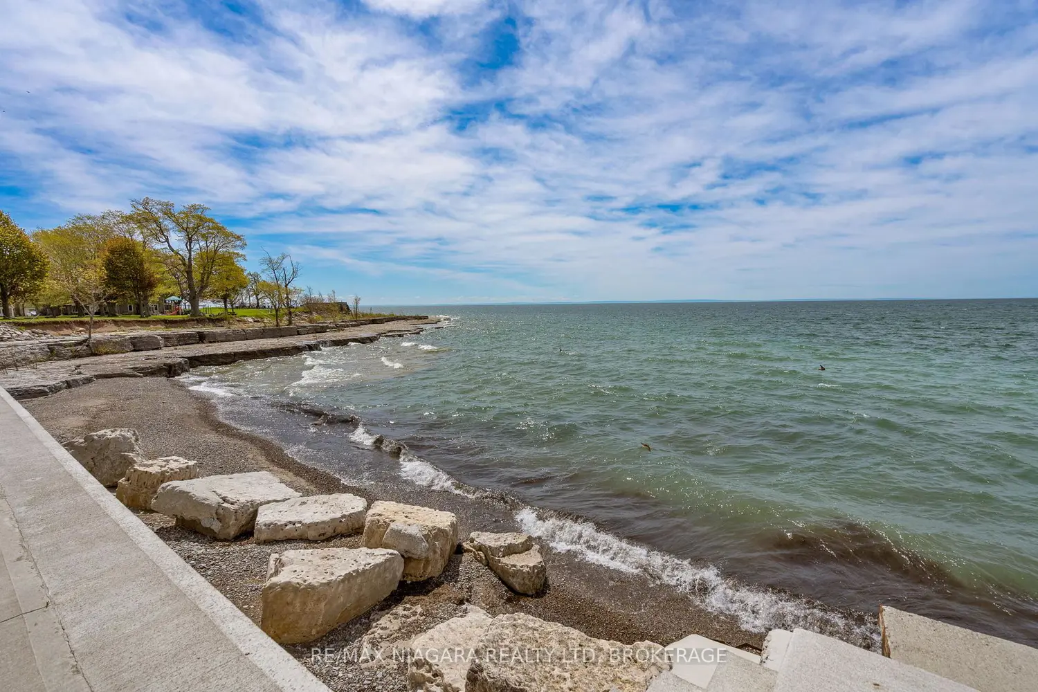 Additional image 16 of 10825 Lakeshore Road