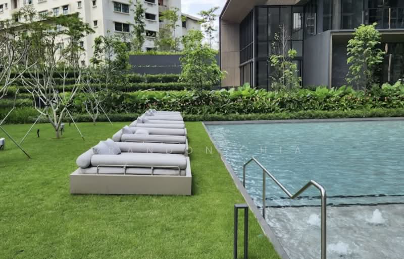 32 Leedon Heights photo 2