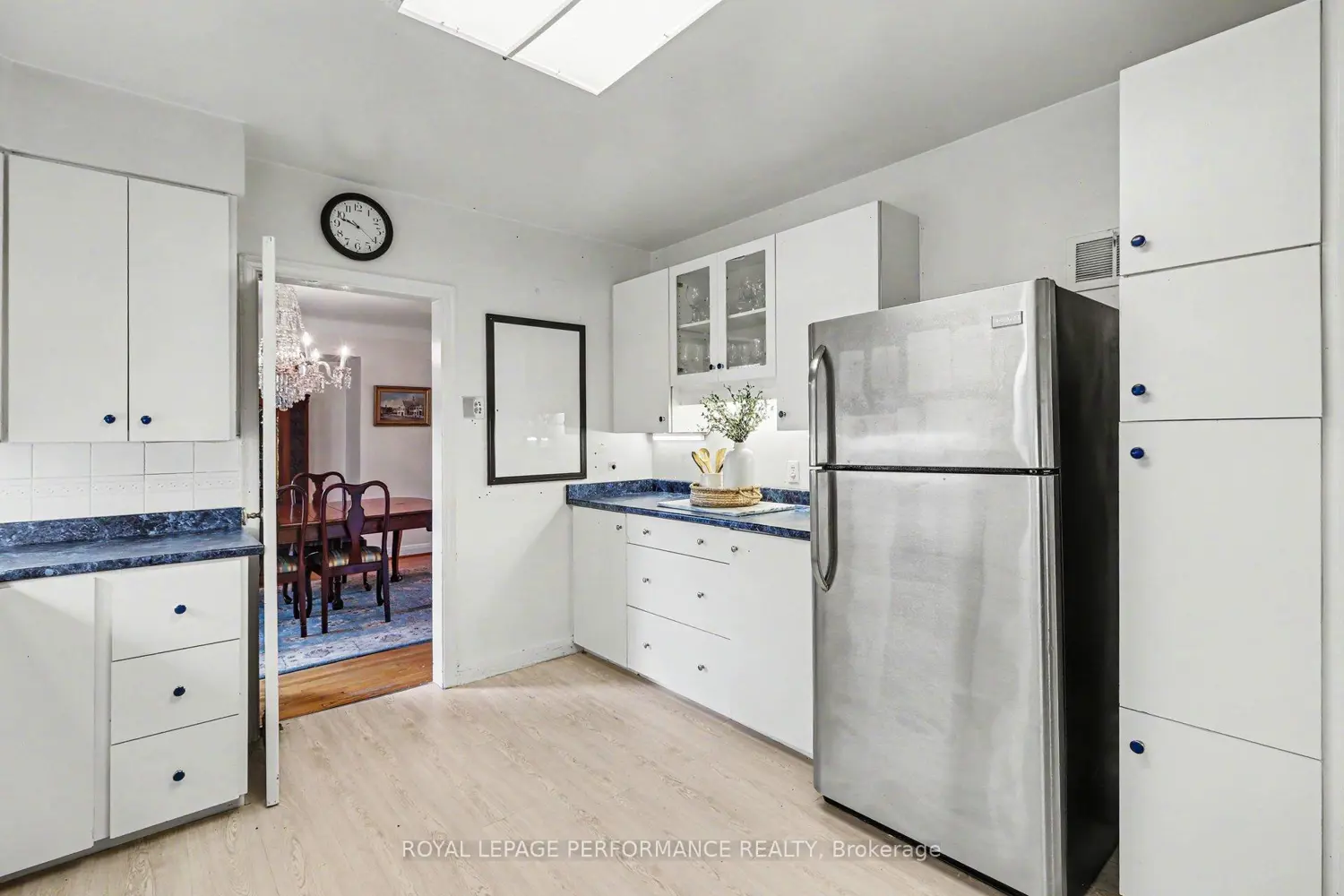 Additional image 5 of 2253 Alta Vista Drive