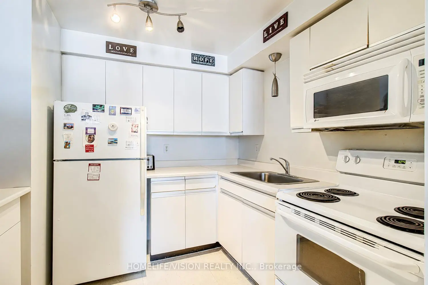 Additional image 4 of 271 Eiwo Court 210