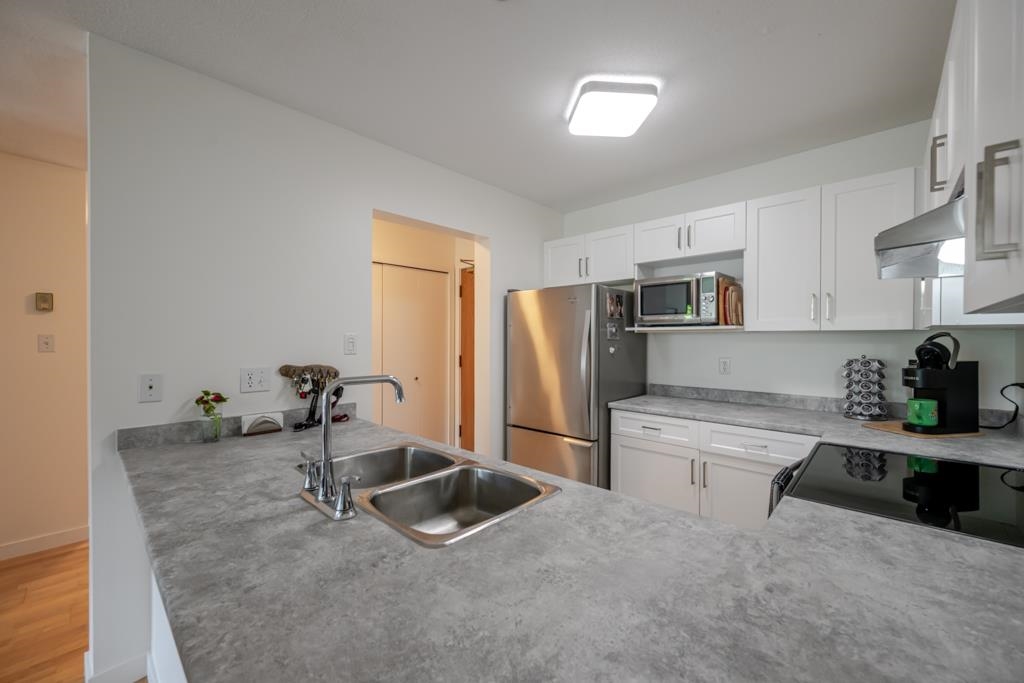 Additional image 3 of 416-1220 Lasalle Place, Coquitlam, BC, V3B 7L6