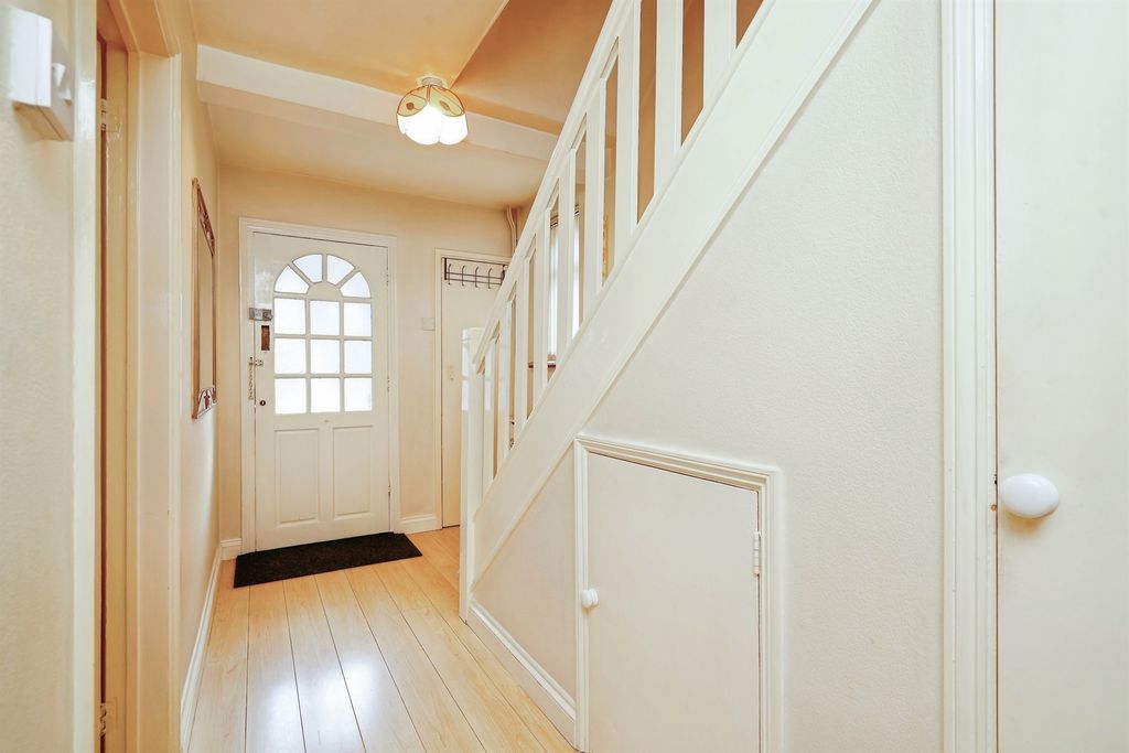 Additional image 8 of 4 bed semi-detached house for saleHeadley Way, Headington, Oxford OX3