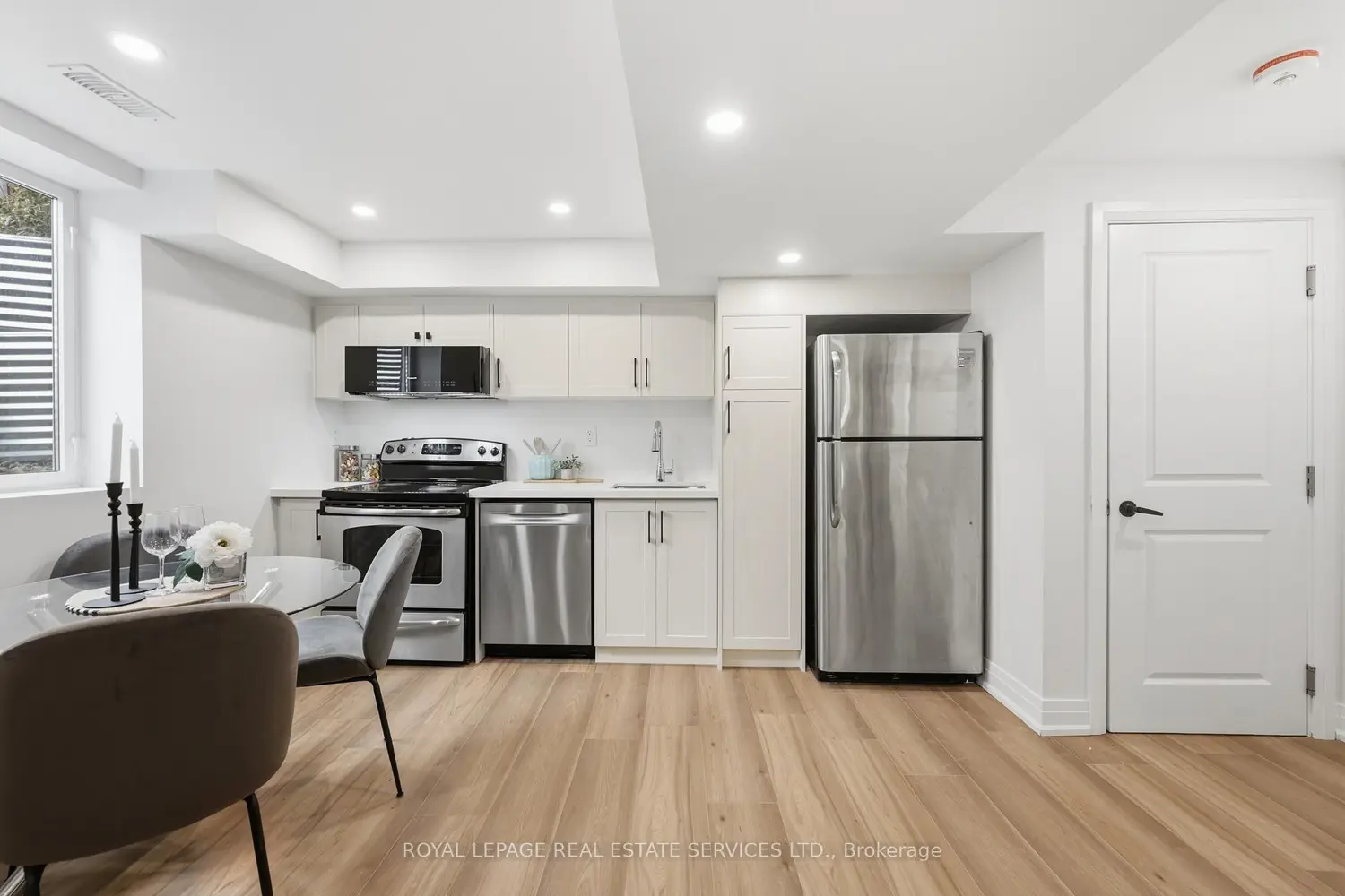 Additional image 11 of 1332 Quinpool Court