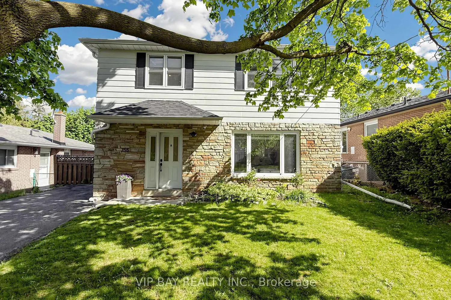 755 Botany Hill Crescent