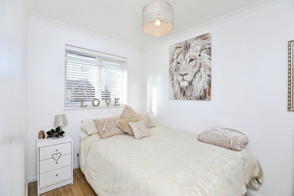 Additional image 7 of 3 bed semi-detached house for saleDiligent Drive, Sittingbourne, Kent ME10