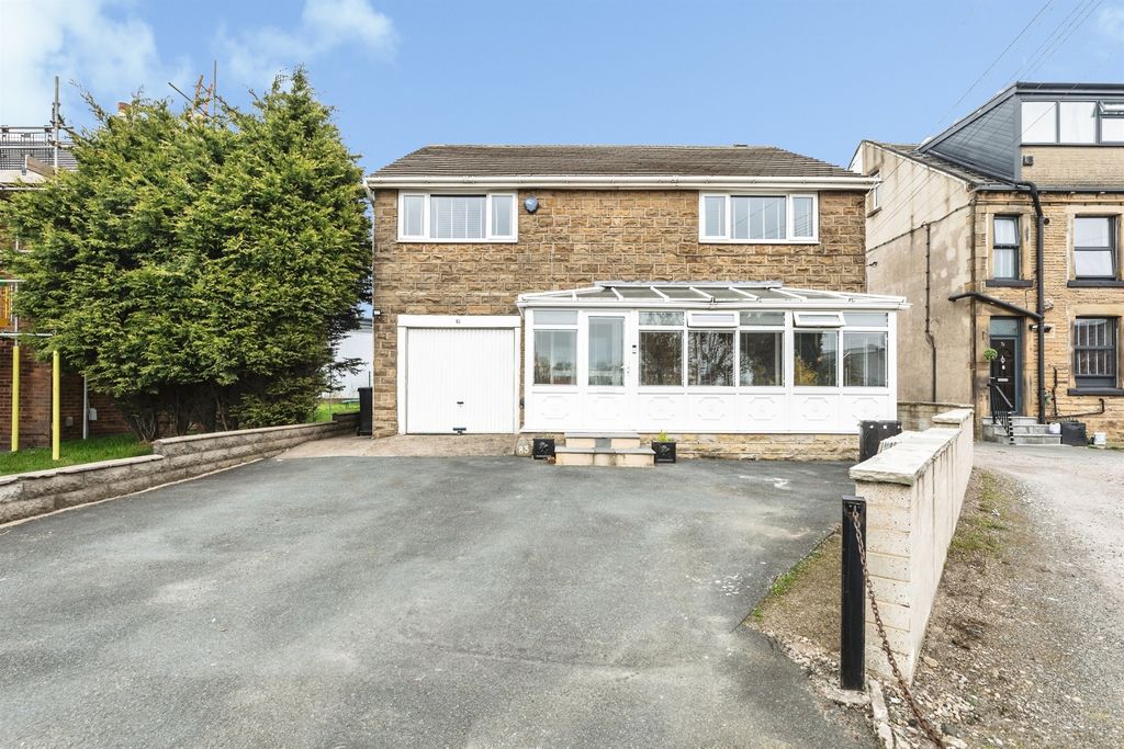 Additional image 24 of 4 bed detached house for saleWakefield Road, Gildersome, Leeds LS27