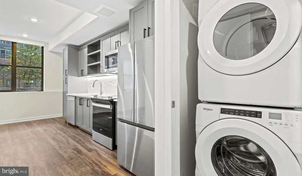 Additional image 53 of 4000 Wisconsin Avenue NW Unit 4K-262, Washington, DC 20016
