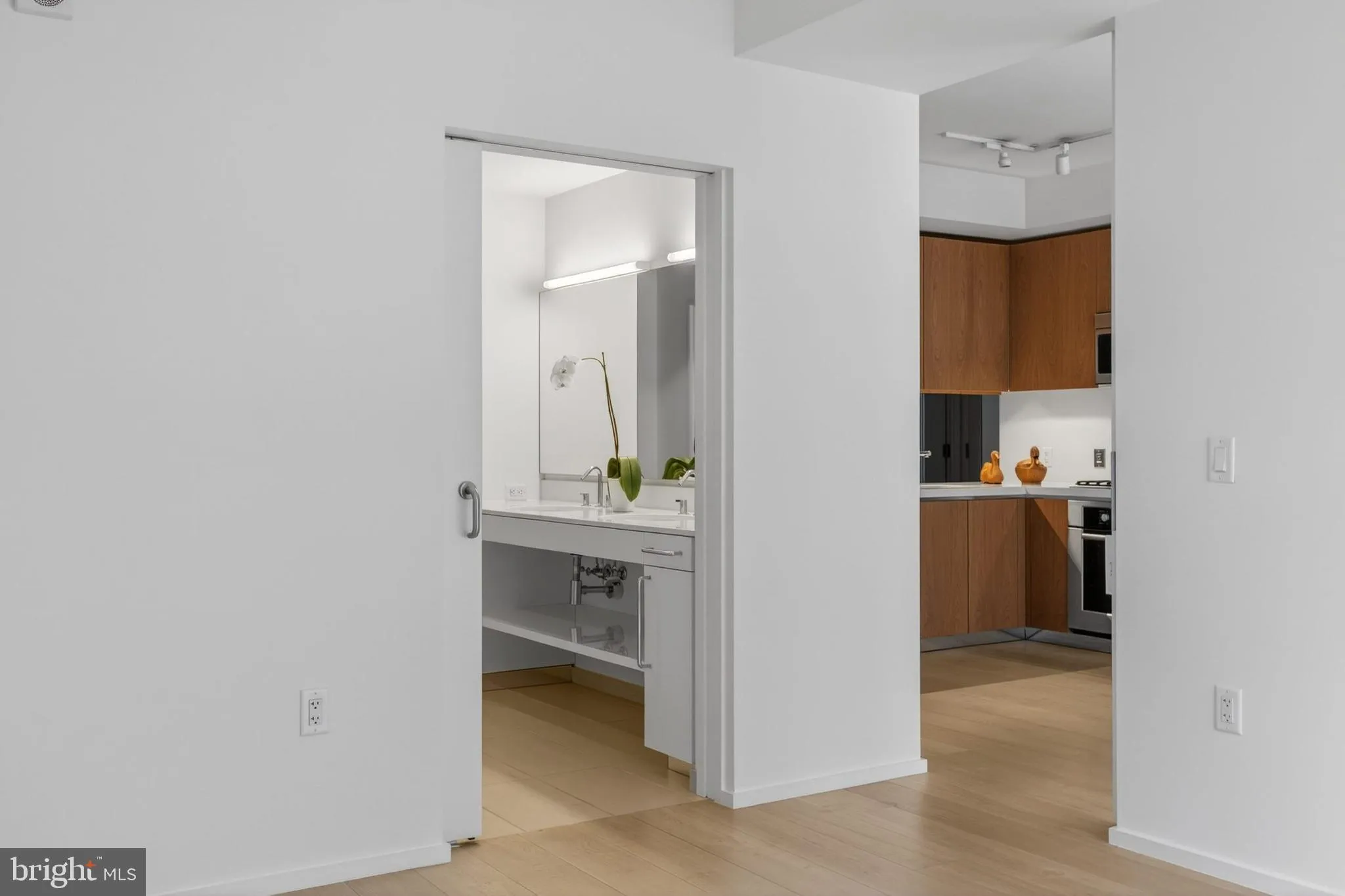 Additional image 74 of 925 H Street NW Unit 606, Washington, DC 20001