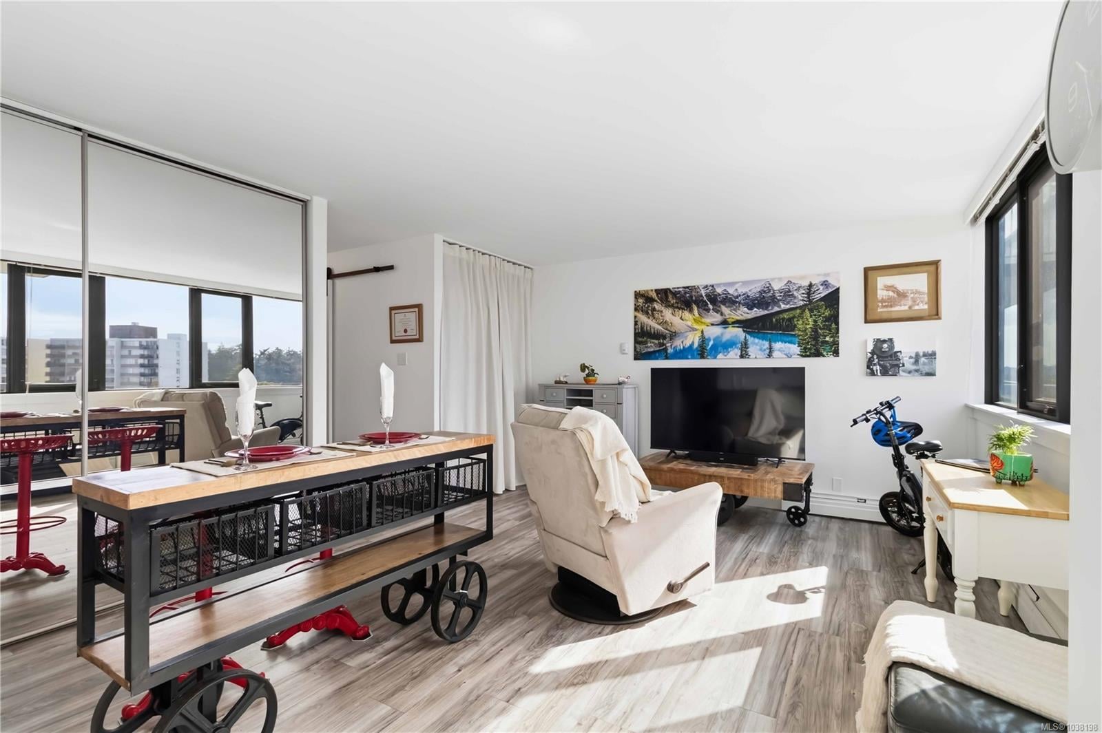 Additional image 4 of 1007-647 Michigan Street, Victoria, BC, V8V 2P7