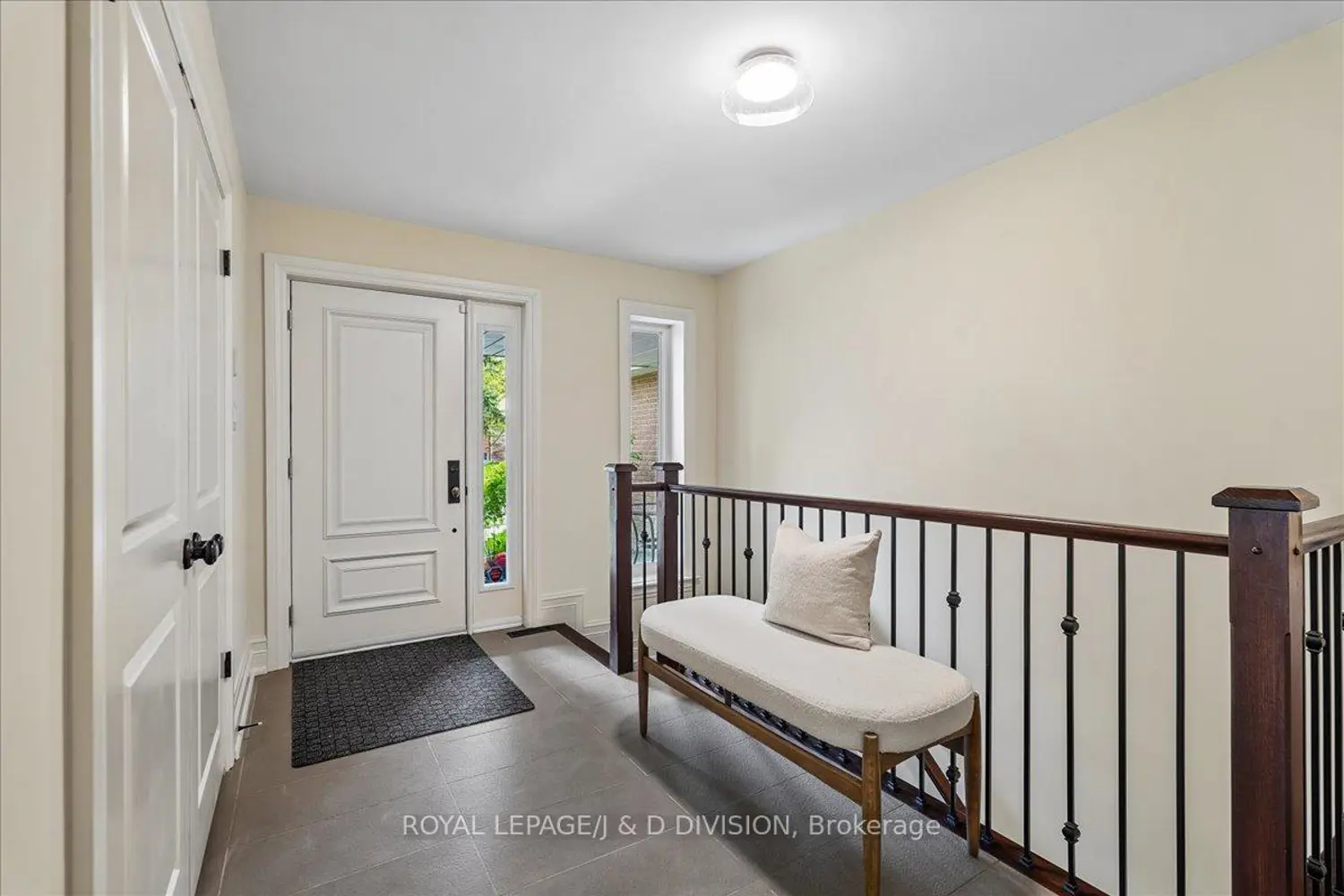 44 George Henry Boulevard photo 4