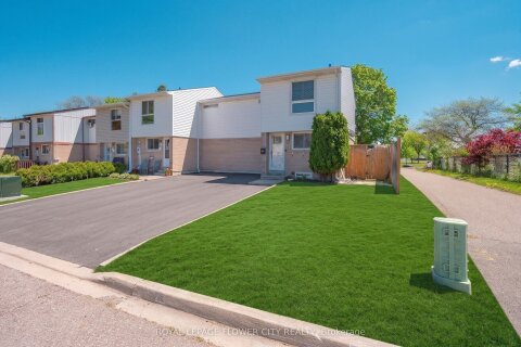 Additional image 8 of 16 Gleneaden Court, Brampton, ON, L6S 2J7