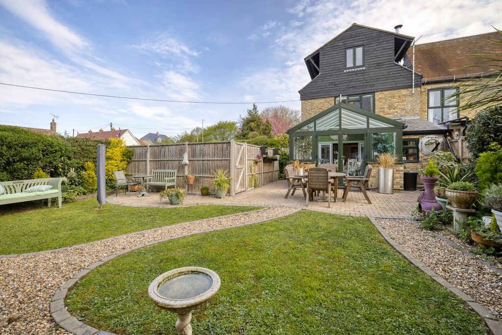 Additional image 19 of 3 bed semi-detached house for saleMonkton Street, Monkton, Ramsgate, Kent CT12