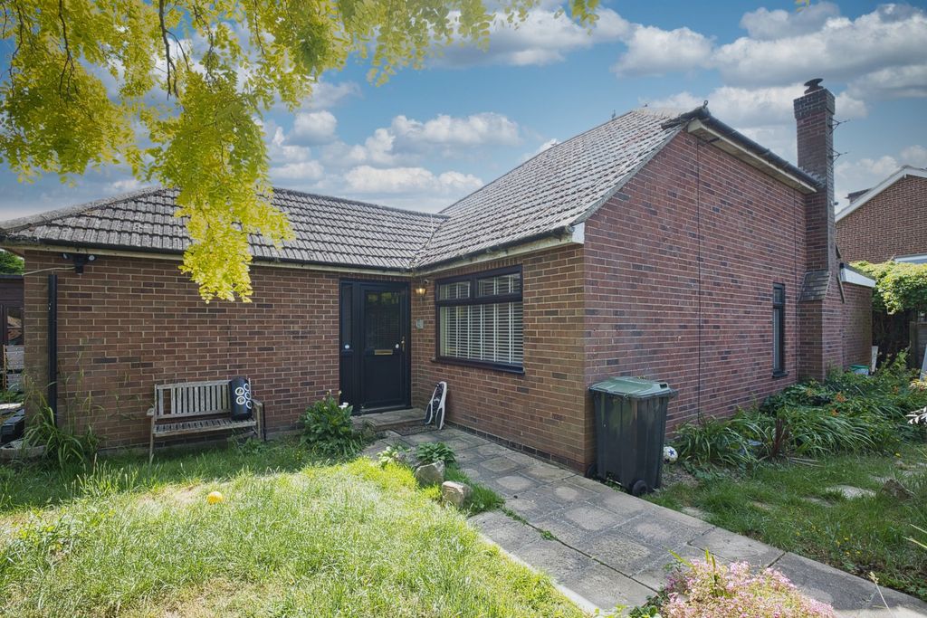 3 bed bungalow for saleGreenhill Gardens, Minster, Ramsgate, Kent CT12