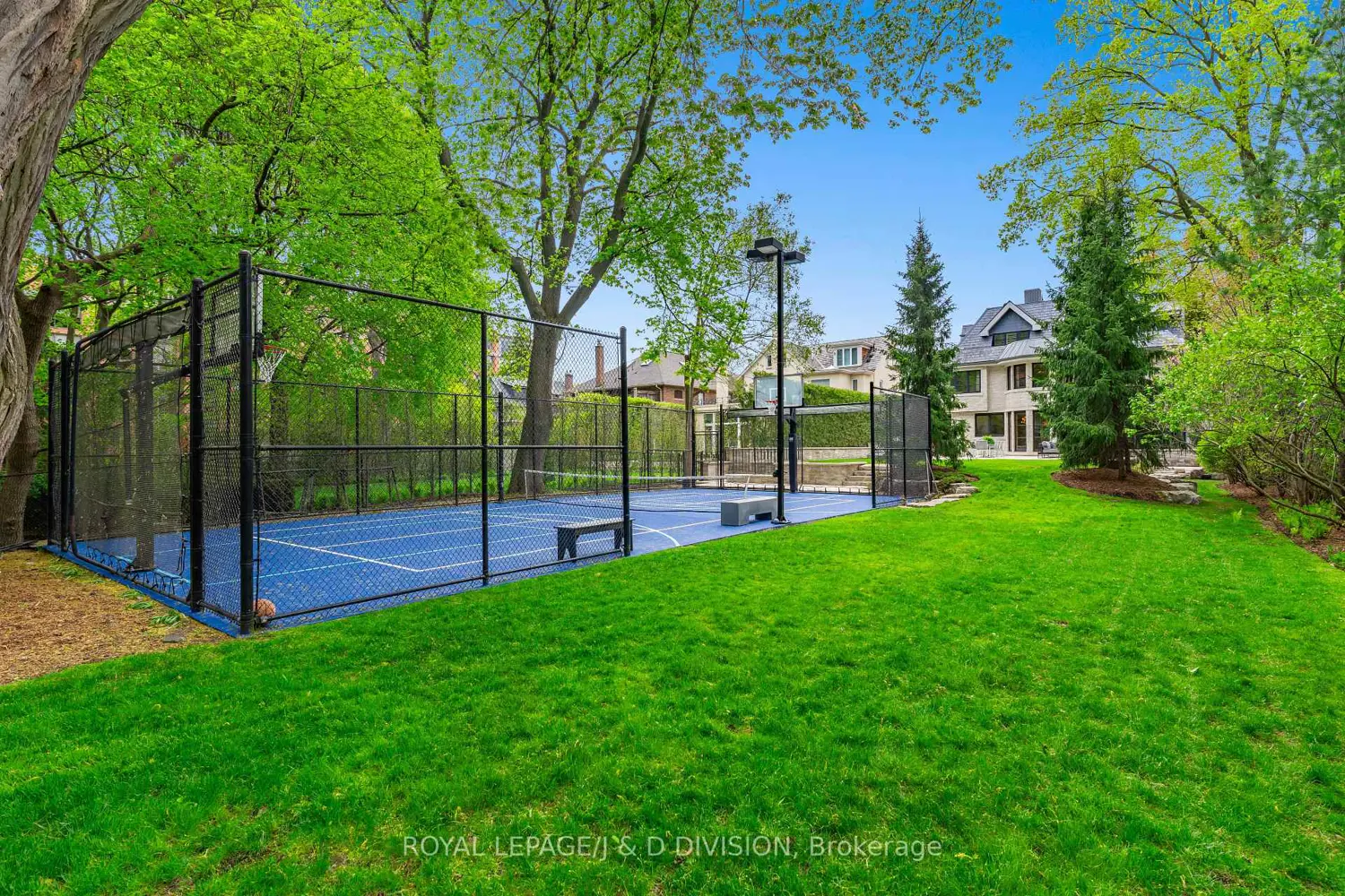 24 Glenview Avenue photo 4