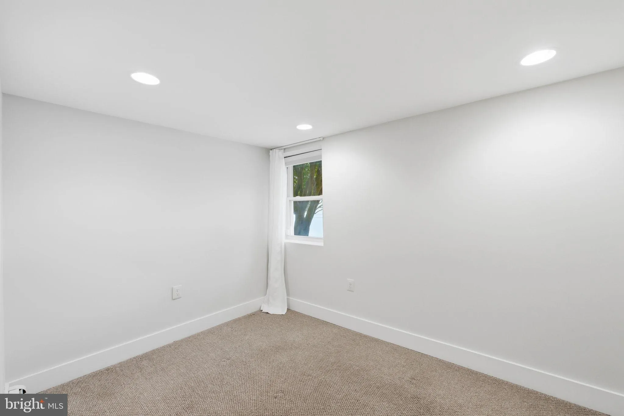Additional image 81 of 2211 R Street SE, Washington, DC 20020