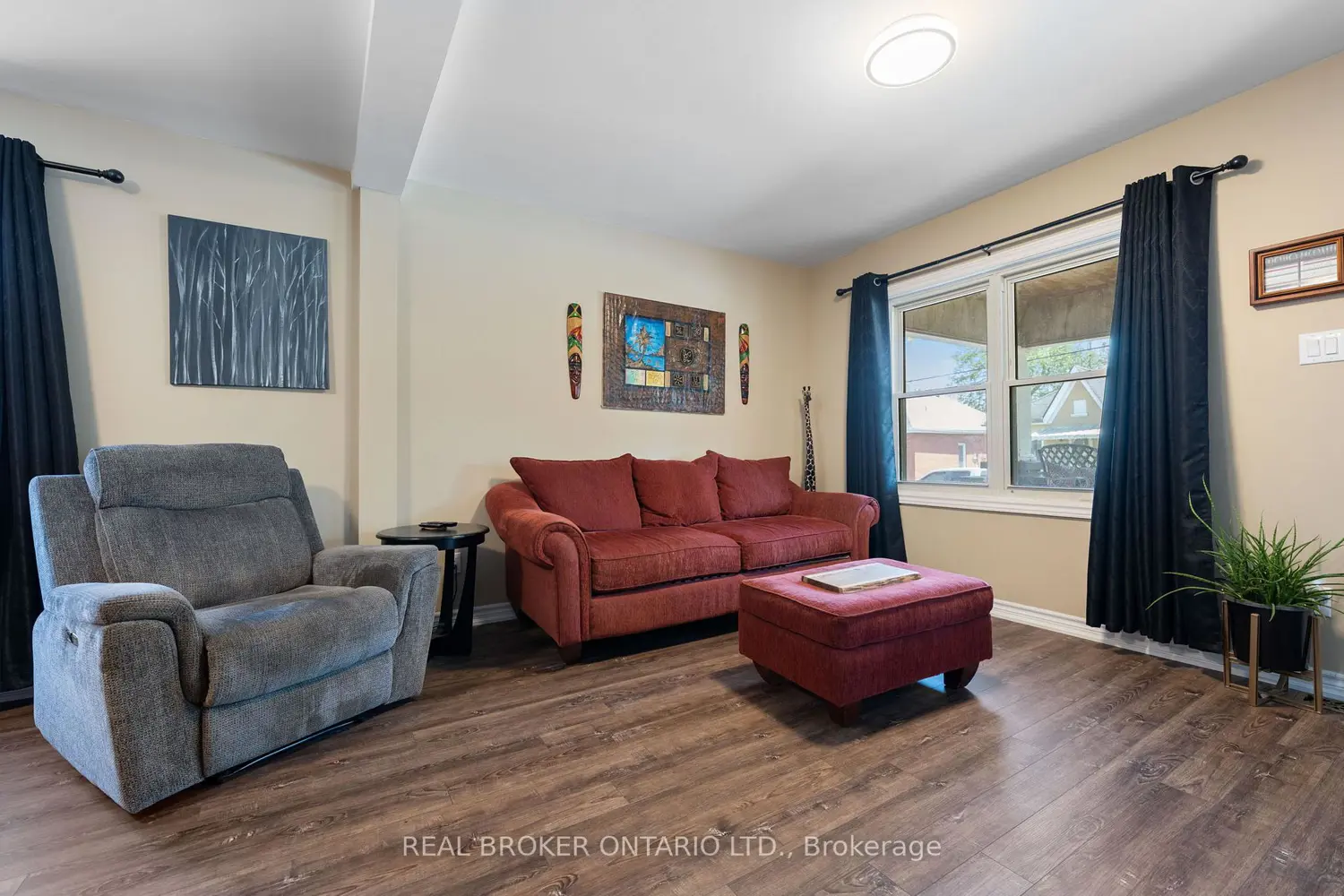 Additional image 3 of 51 Aberdeen Avenue