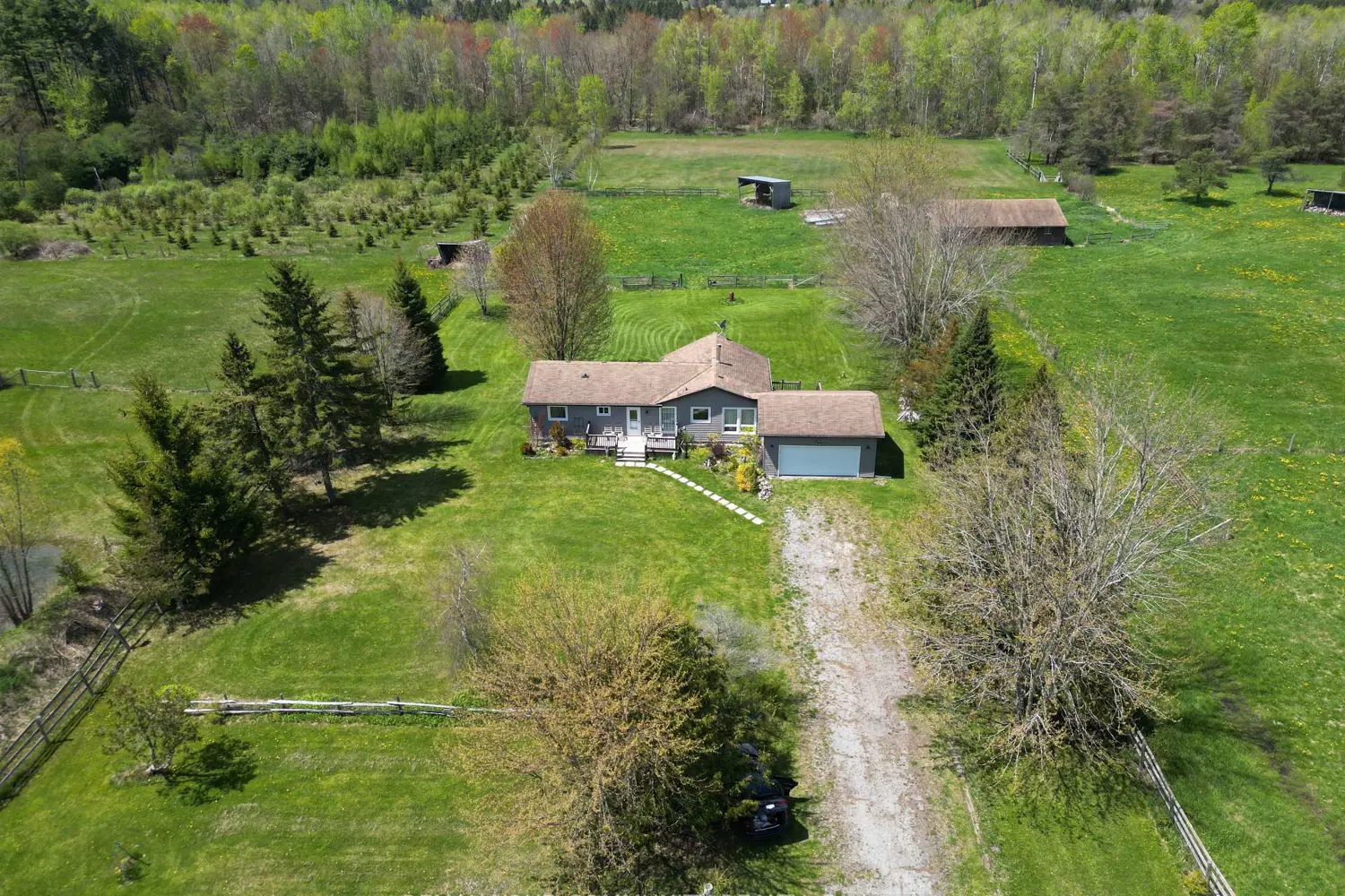 24730 Valley View Drive photo 2