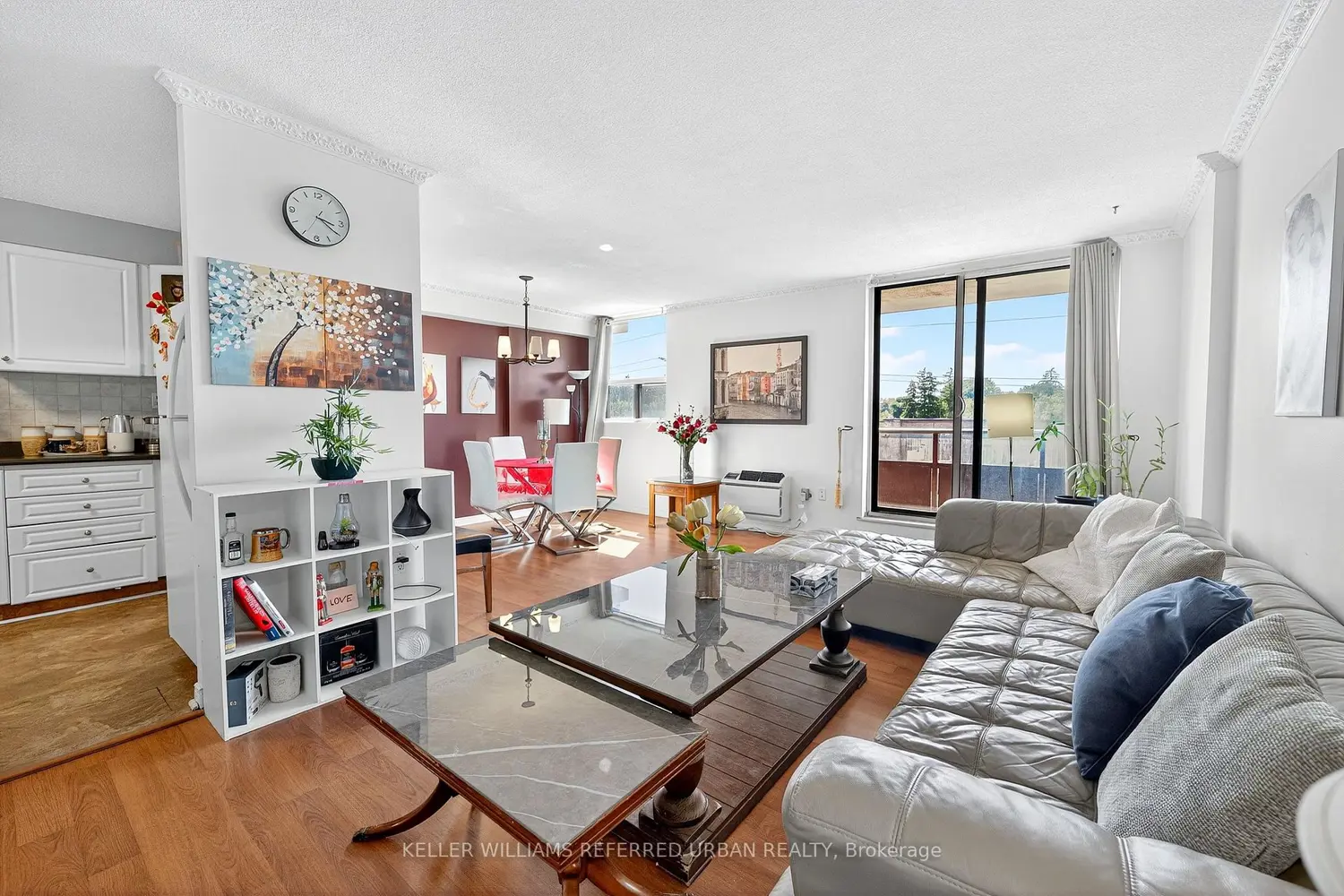 1881 Jane Street 401 photo 2