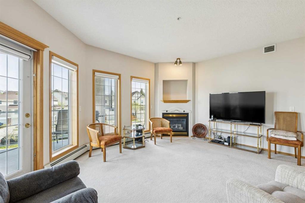 Additional image 3 of 224-223 Tuscany Springs Boulevard NW, Calgary, AB, T3L 2M2