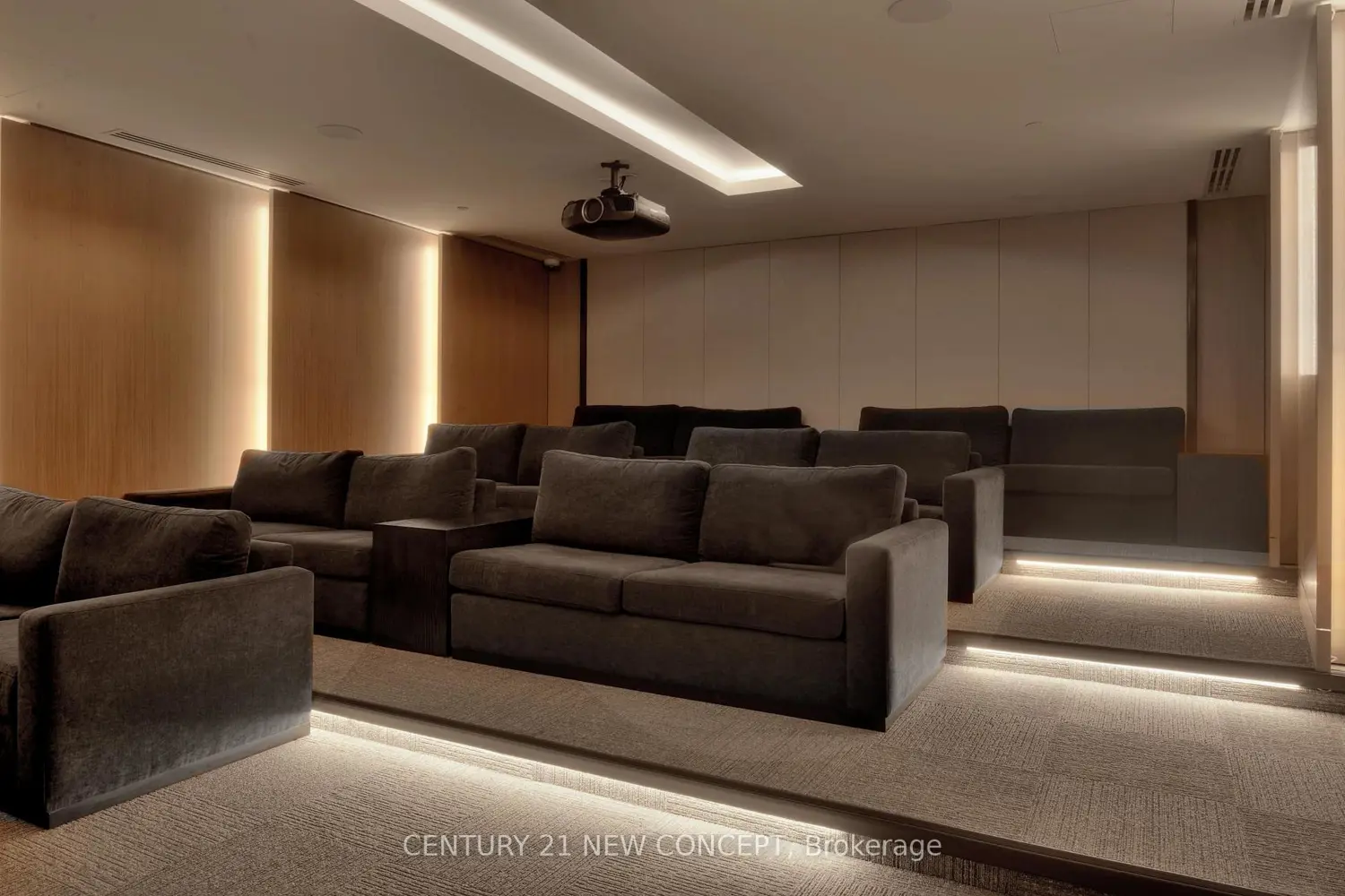 25 Adra Grado Way 939 photo 3