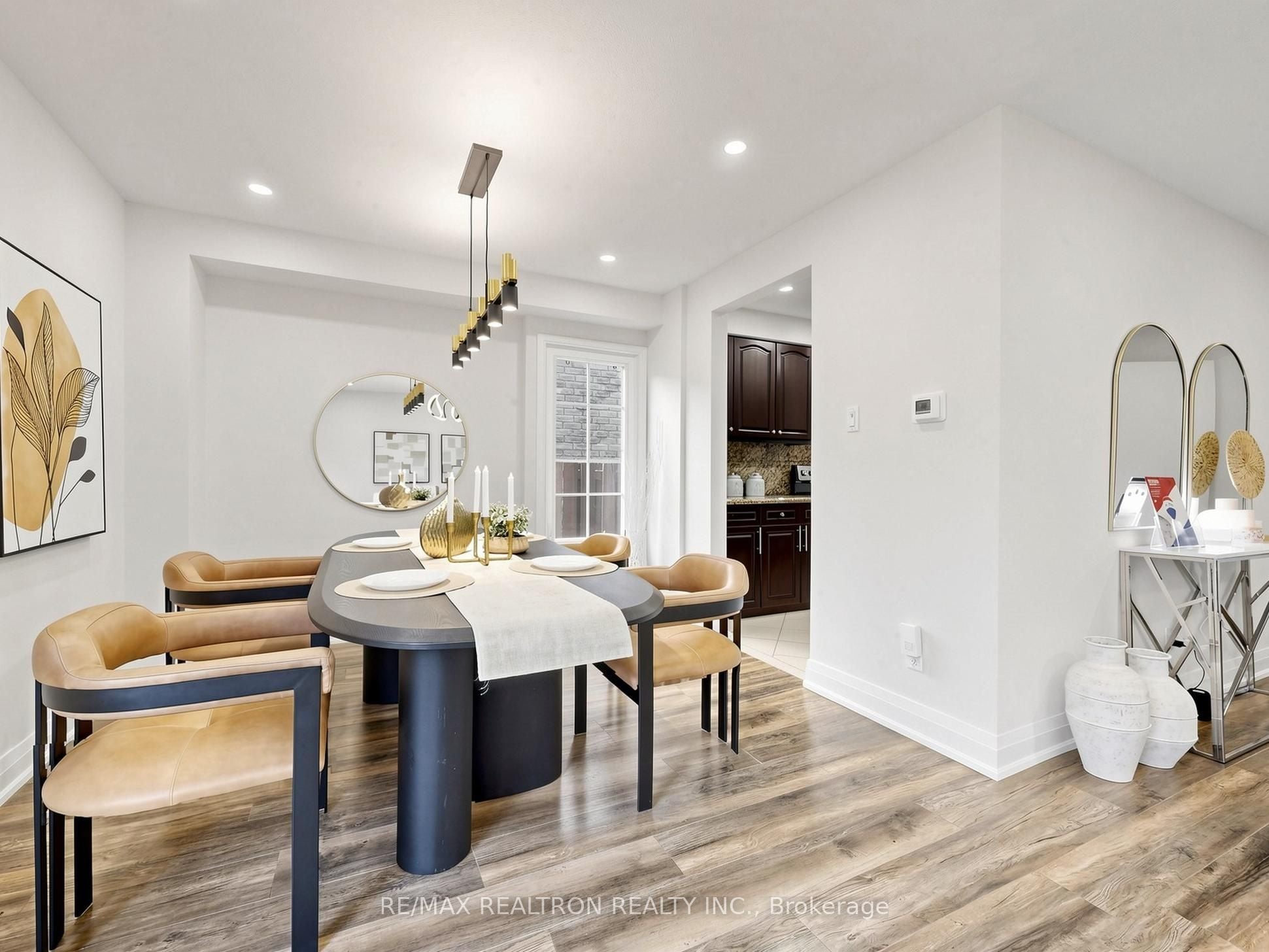 Additional image 3 of 16 Foxglove Court, Markham, ON, L3R 3Y3