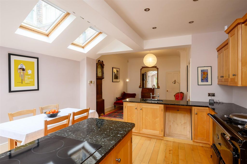 Additional image 11 of 4 bed terraced house for saleBewlay Street, Bishopthorpe Road, York YO23