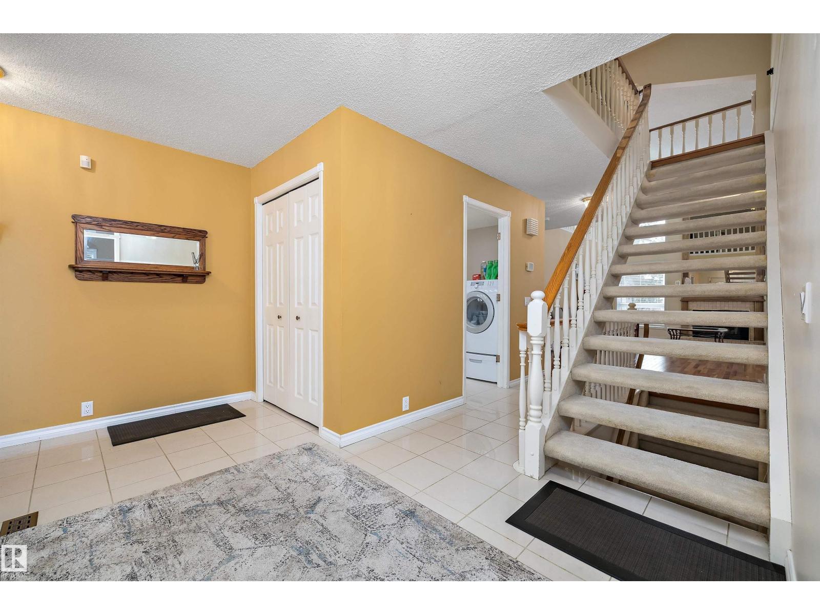 Additional image 4 of 1027 109 Street NW, Edmonton, AB, T6J5G2