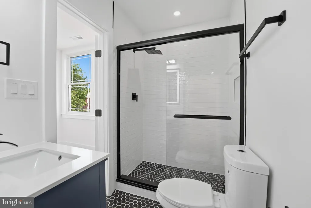 Additional image 37 of 129 Hamilton Street NW, Washington, DC 20011