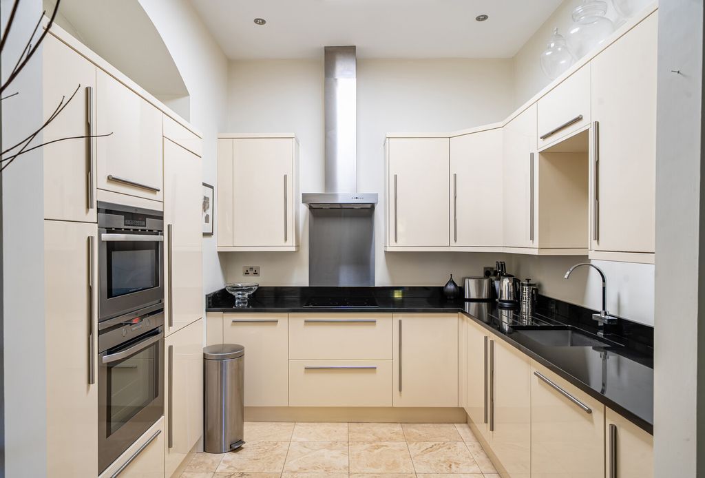Additional image 6 of 2 bed flat for saleBattlefields, Lansdown, Bath, Gloucestershire BA1