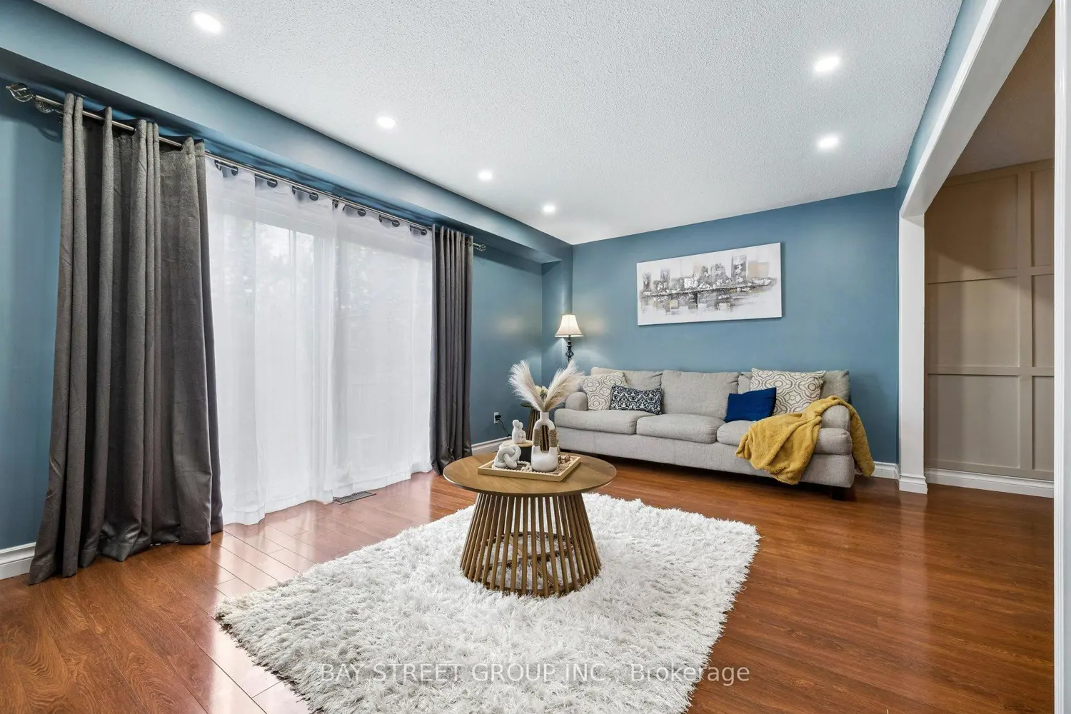 Additional image 9 of 1165 Southdale Avenue