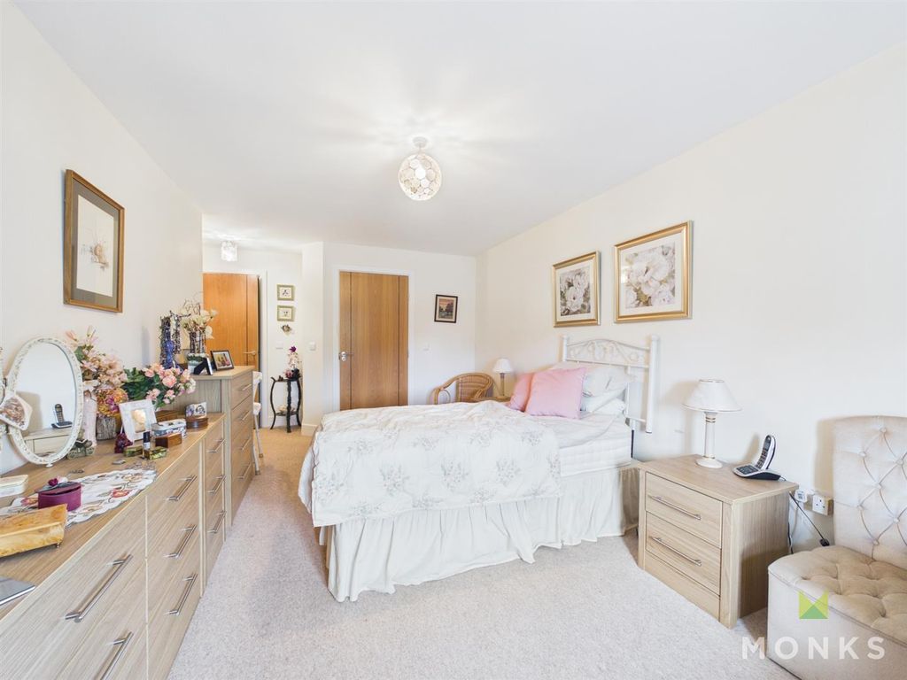Additional image 9 of 2 bed flat for saleLock Court, Copthorne Road, Shrewsbury SY3