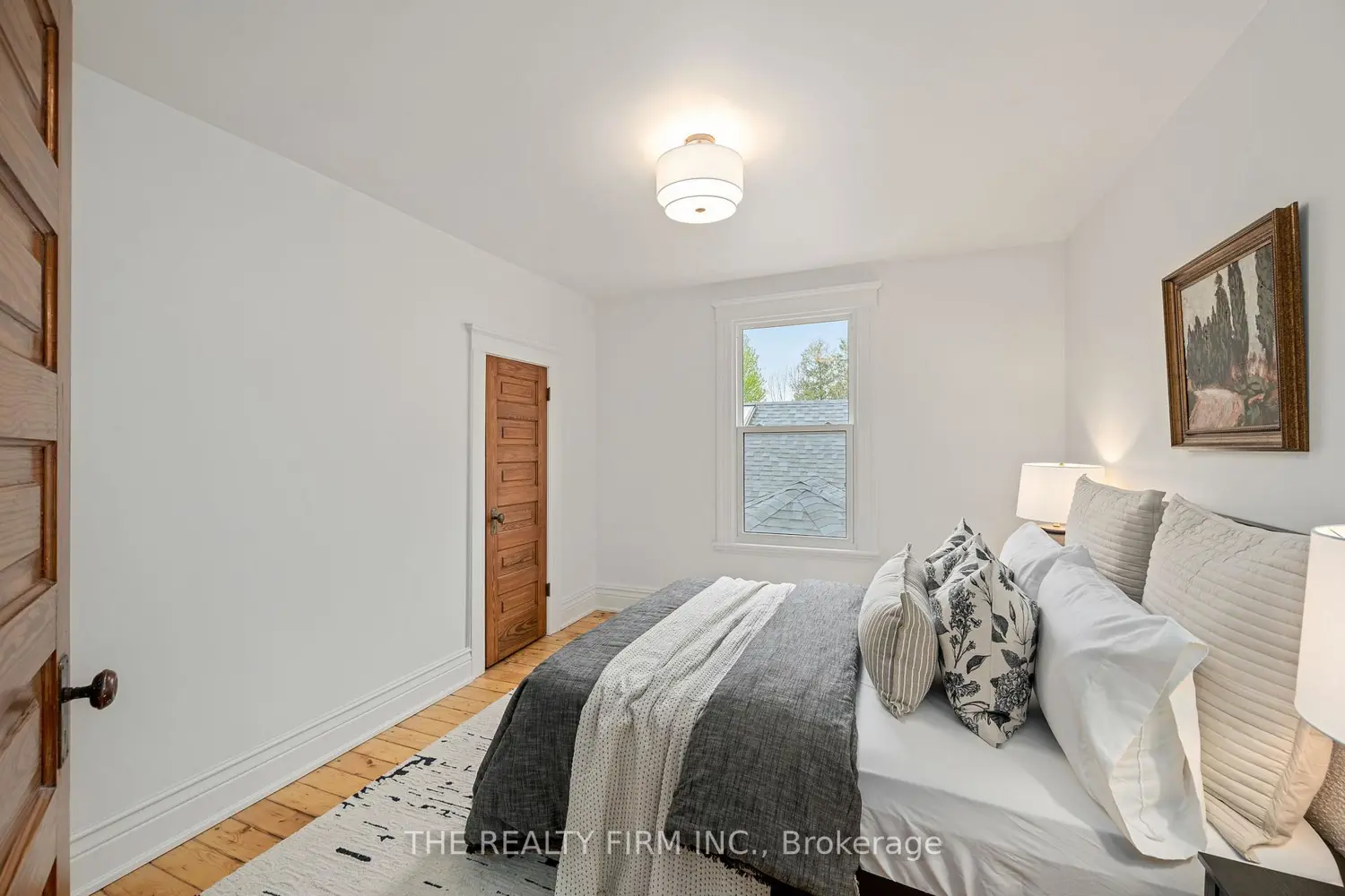 Additional image 15 of 908 Dufferin Avenue